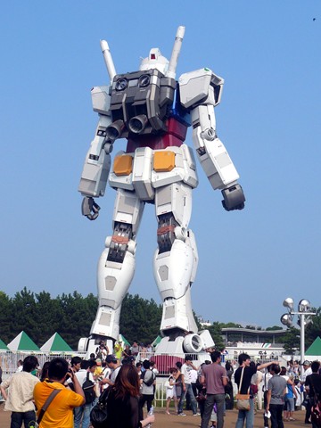 ガンダム 後ろから