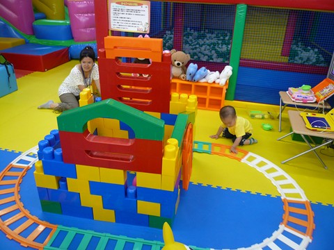 鴨川駅前にあったキッズスペース