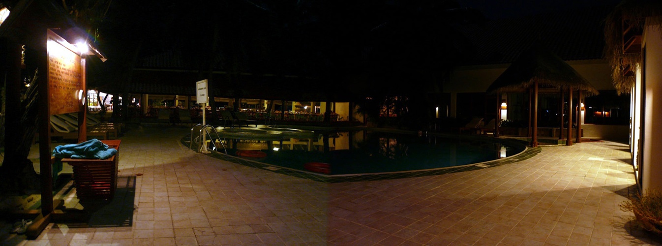 プール/ Pool 